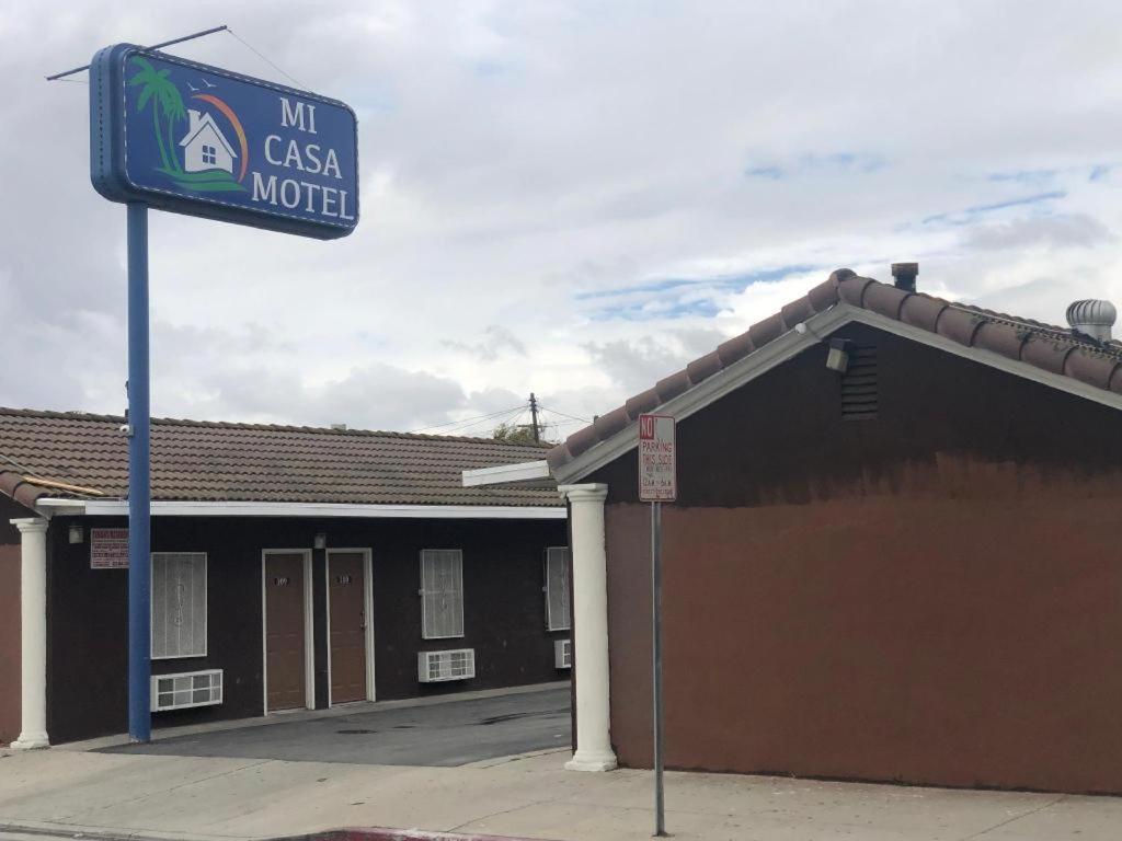 Mi Casa Motel Lynwood Exteriör bild